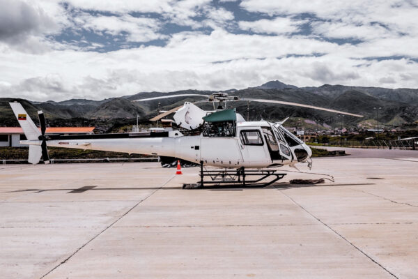 4 UNITS  FOR SALE  /  EUROCOPTER AS350 B2 -2010 - Imagen 4